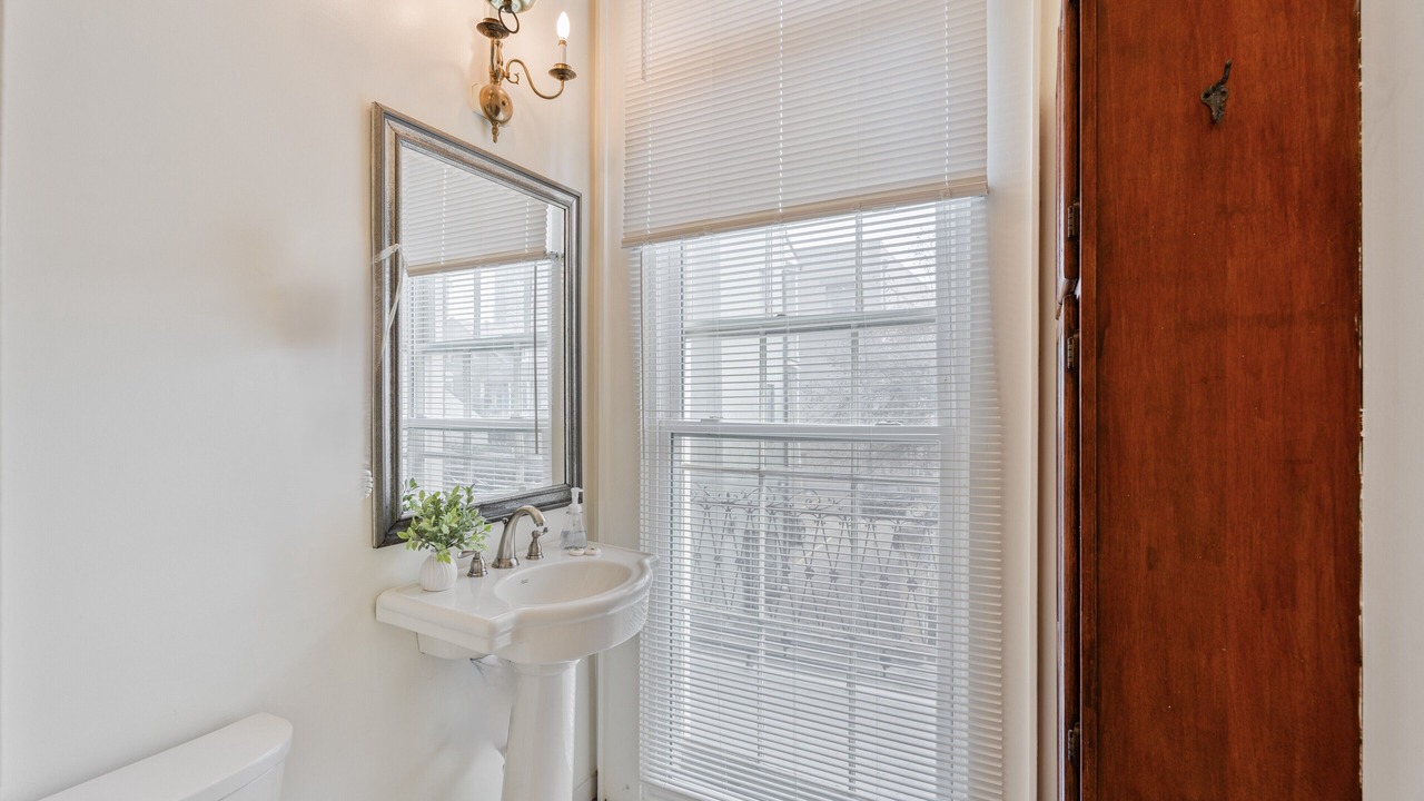 Photo of Bathroom in French Quarter
