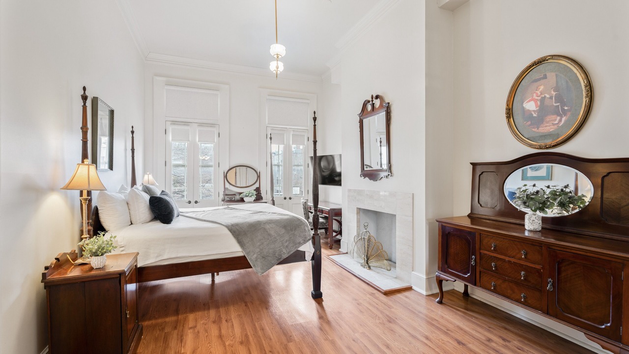 Photo of Bedroom in French Quarter