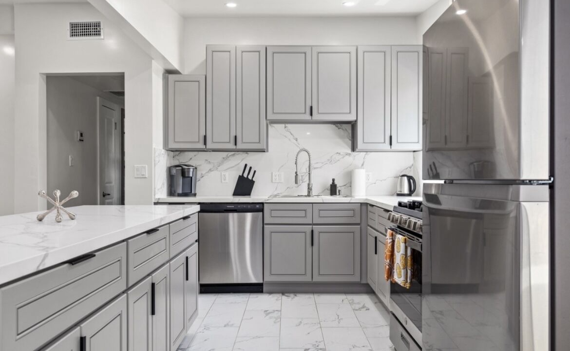 Photo of Kitchen in Valley Glen