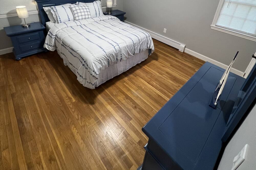 Photo of Bedroom in West Hyannisport