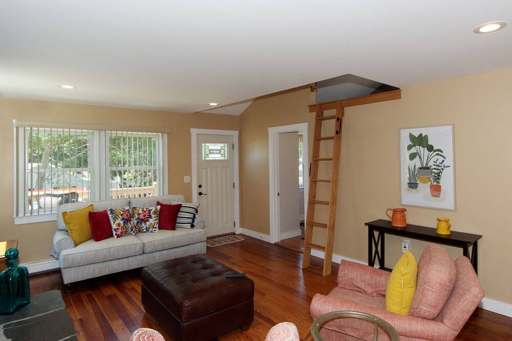 Photo of Livingroom in Wareham