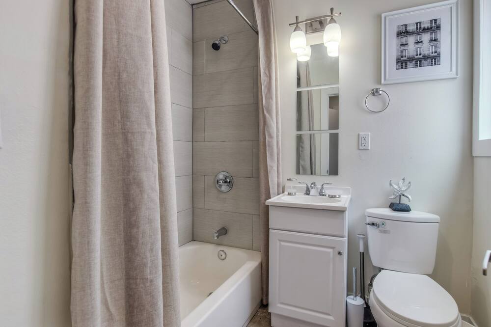 Photo of Bathroom in East Village