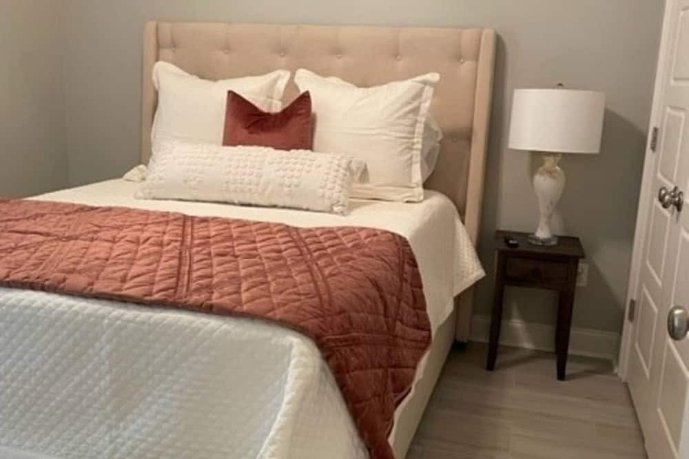 Photo of Bedroom in Prairieville
