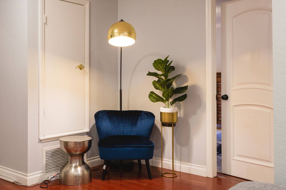 Photo of Bedroom in Walnut