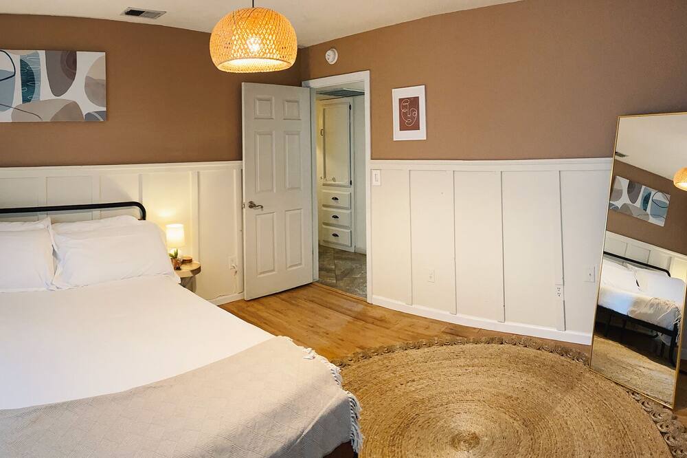 Photo of Bedroom in Greenacres
