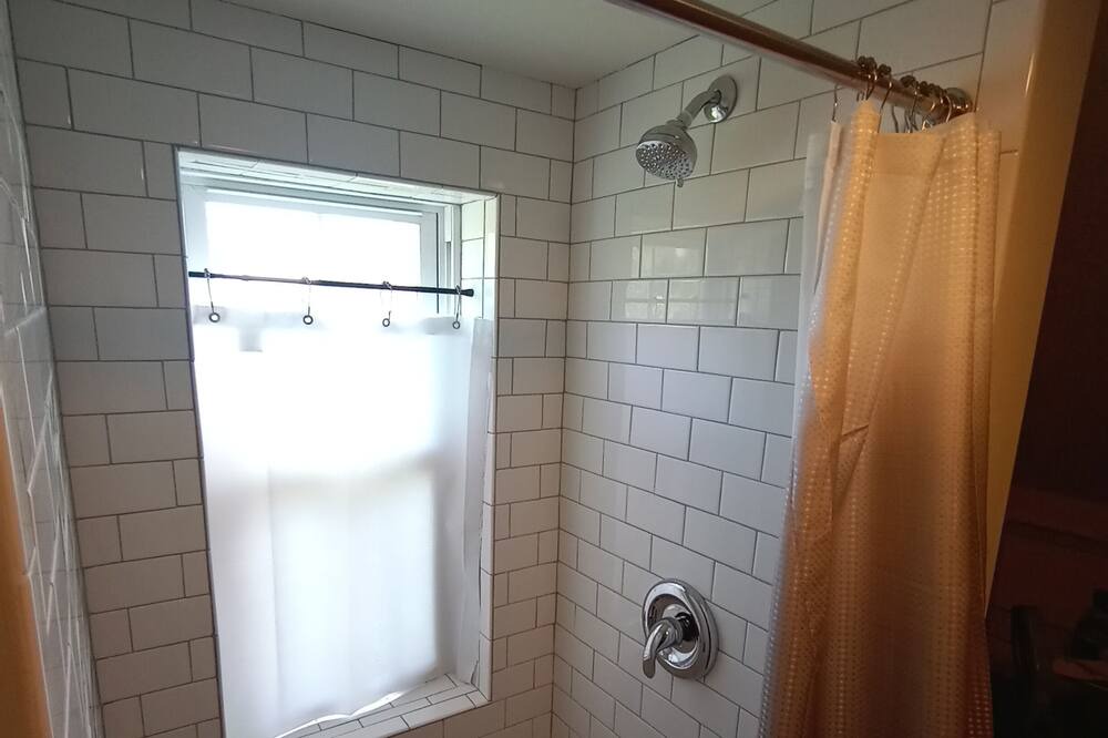 Photo of Bathroom in Lovettsville