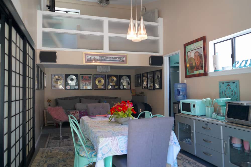 Photo of Kitchen in Calabasas