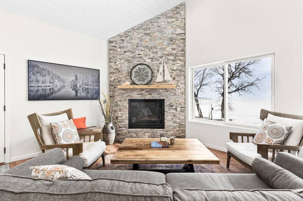 Photo of Livingroom in Aitkin