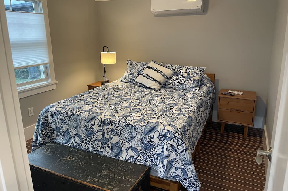 Photo of Bedroom in Dartmouth