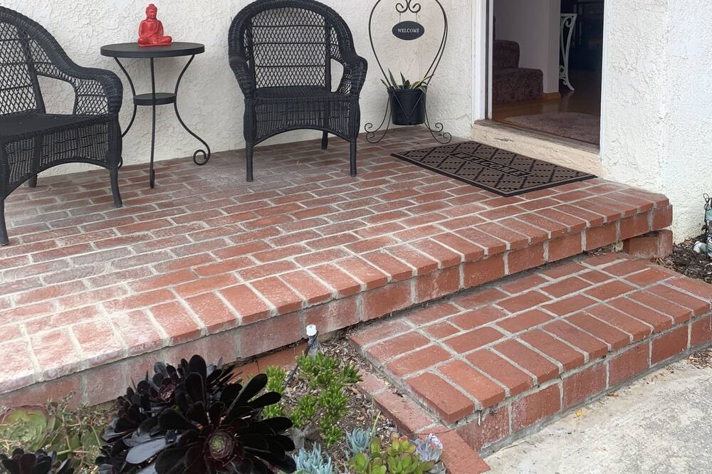 Photo of Patio Balcony in Old Town Camarillo