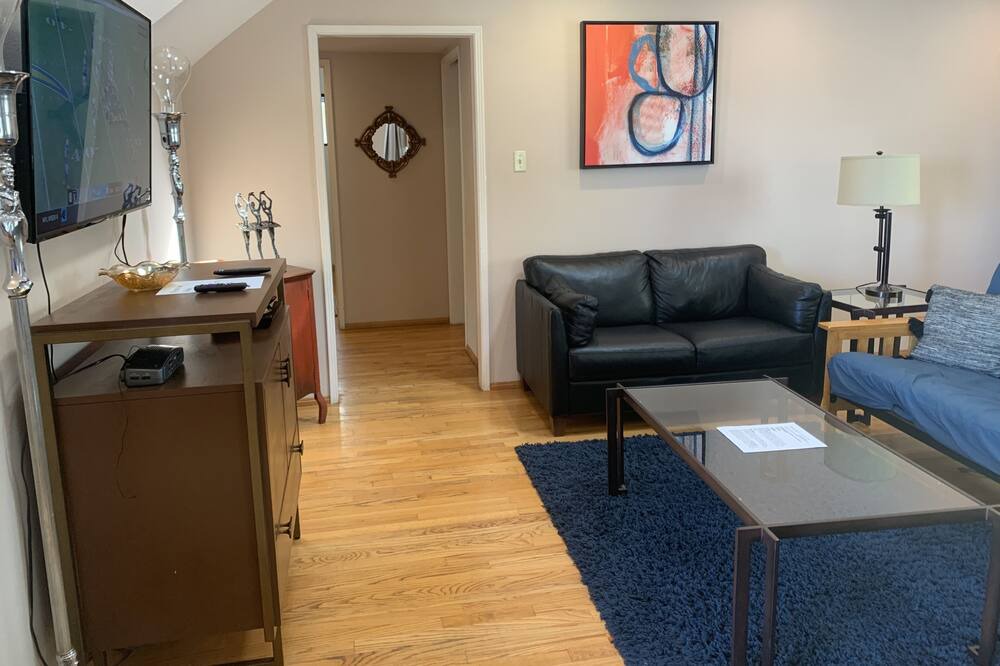 Photo of Livingroom in Old Town Camarillo