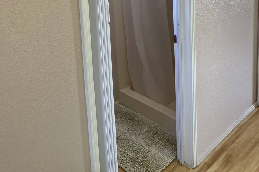 Photo of Bathroom in Old Town Camarillo