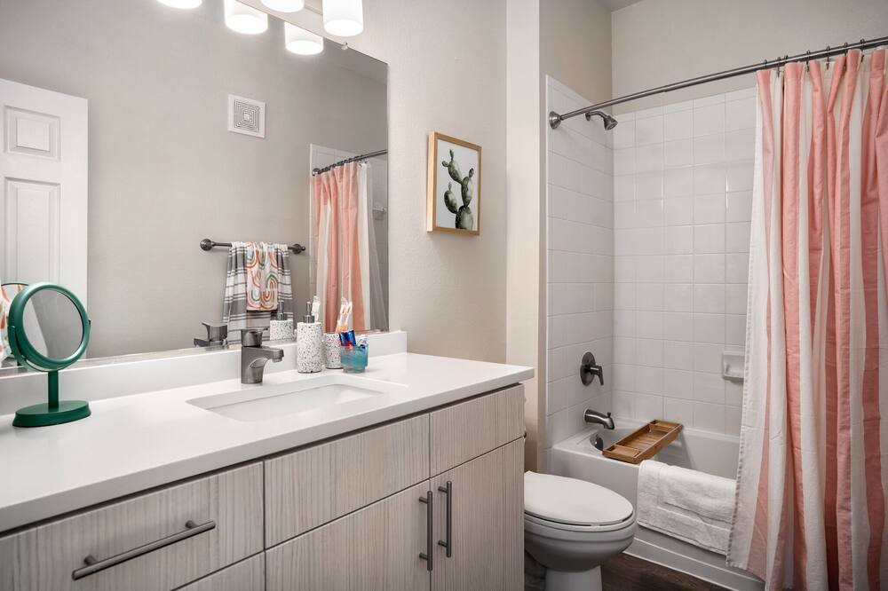 Photo of Bathroom in Lansdowne