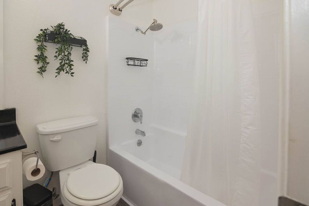 Photo of Bathroom in Bixby North
