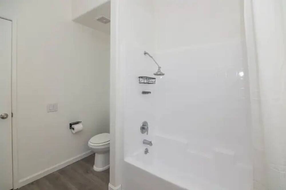 Photo of Bathroom in Bixby North
