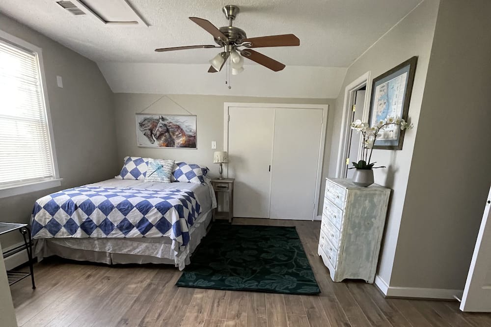 Photo of Bedroom in Haymarket