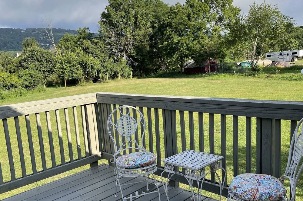 Photo of Patio Balcony in Haymarket