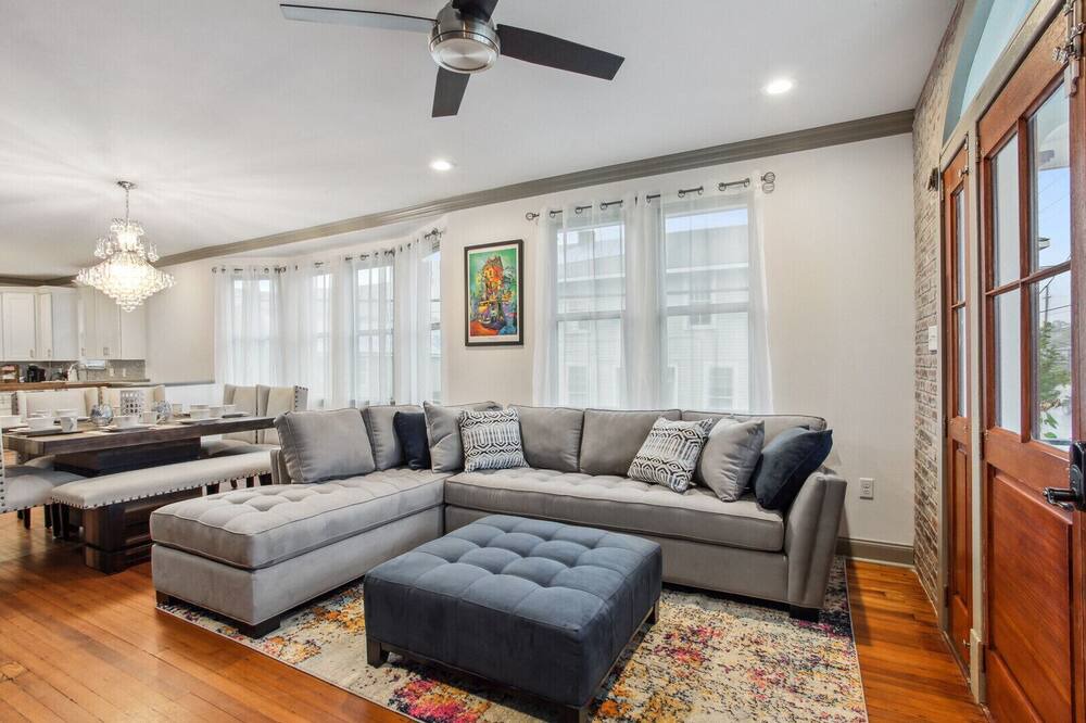 Photo of Livingroom in Broadmoor