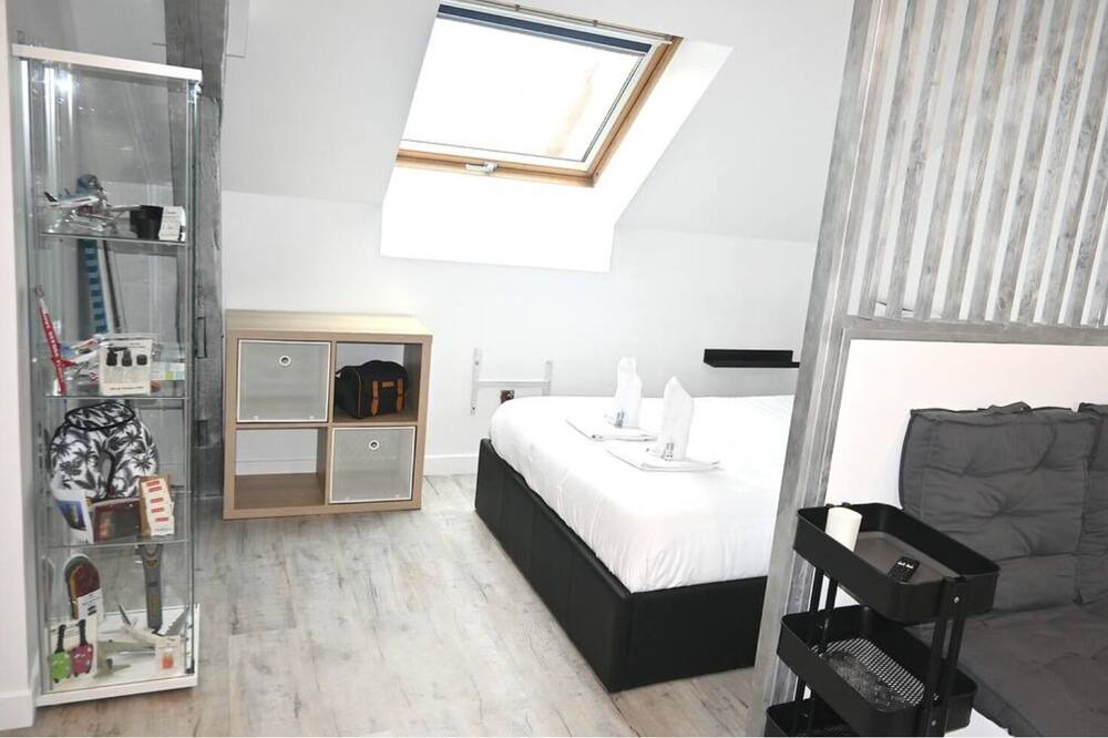 Photo of Bedroom in Villeneuve-sous-Dammartin