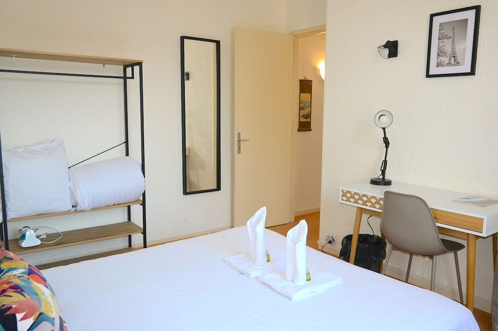 Photo of Bedroom in Le Blanc-Mesnil