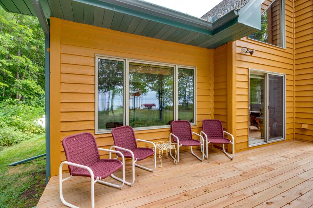 Photo of Patio Balcony in Isle