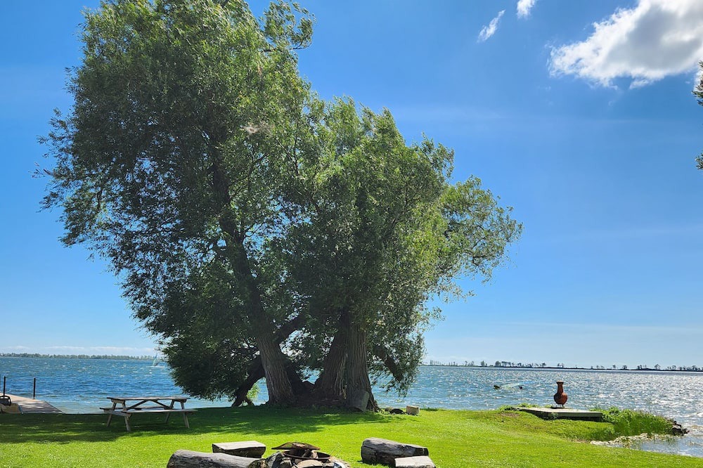 Photo of Outdoor in Carrying Place