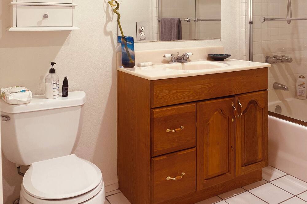 Photo of Bathroom in Simi Valley