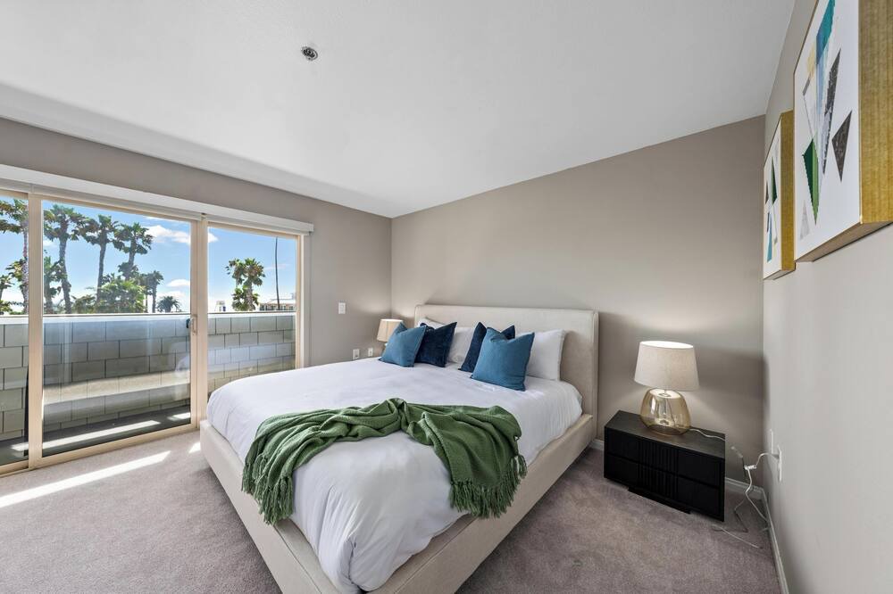 Photo of Bedroom in Ocean Park