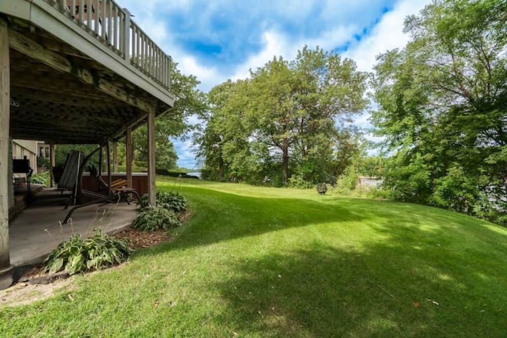 Photo of Outdoor in Anoka