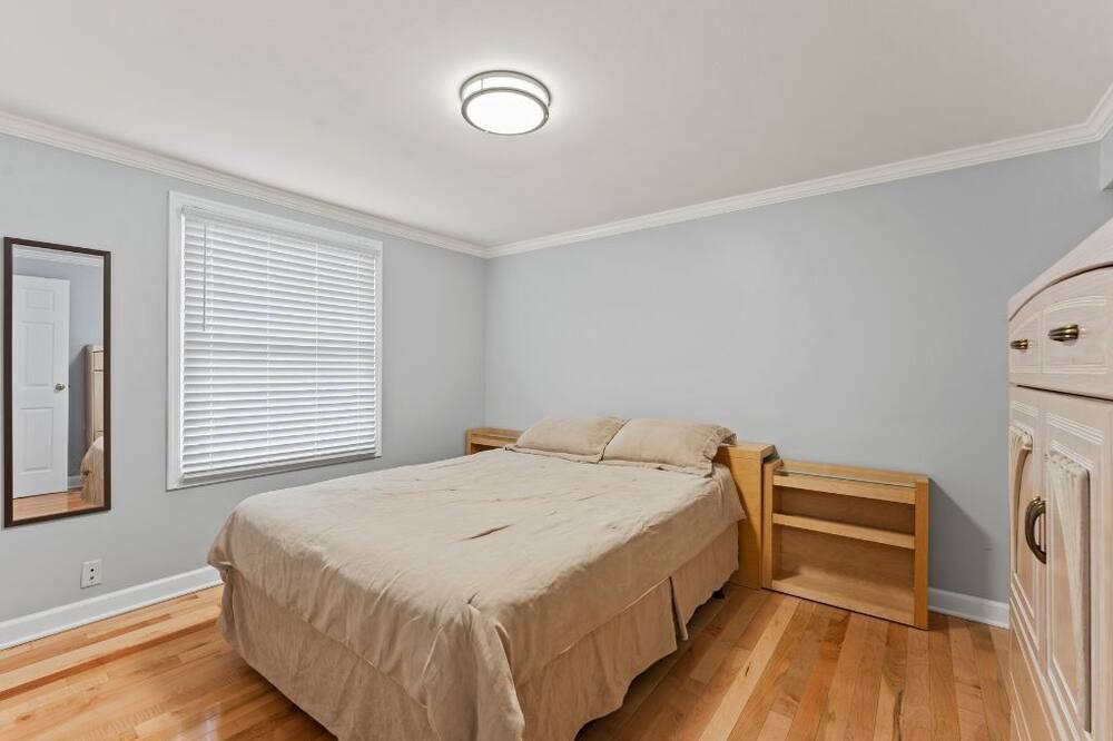 Photo of Bedroom in Germantown