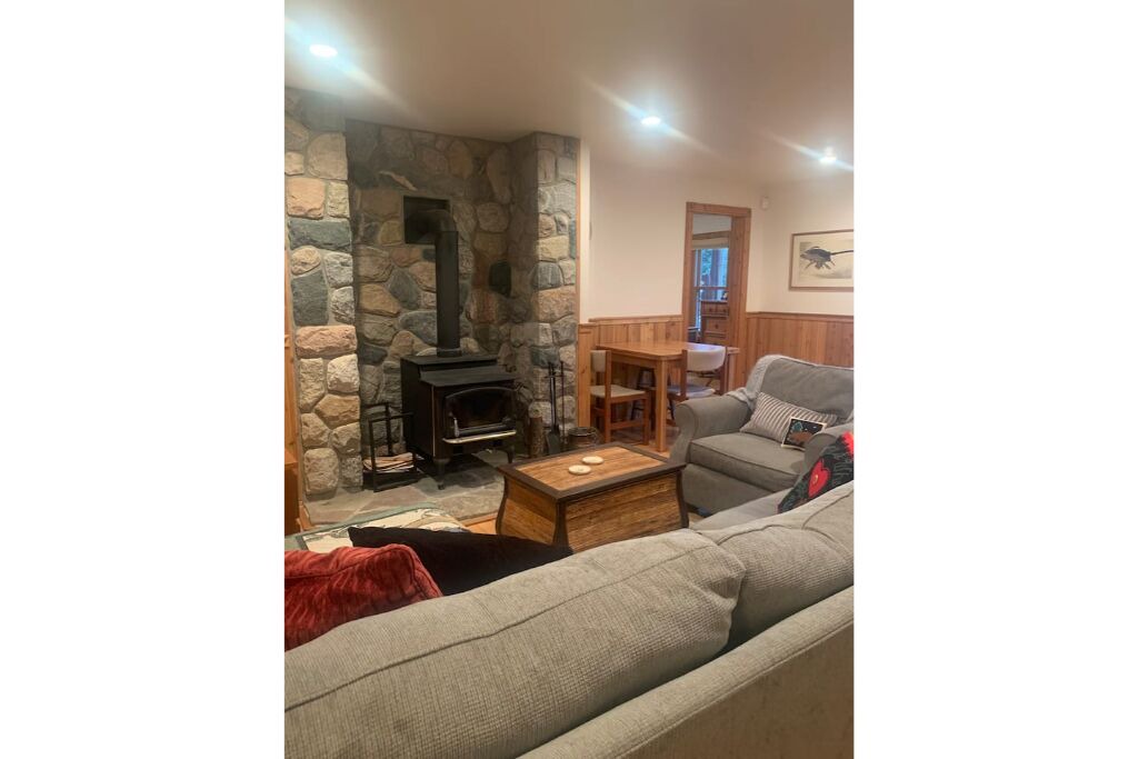 Photo of Livingroom in Deer River