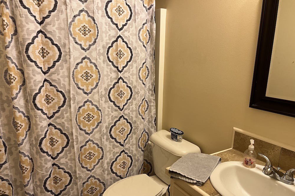 Photo of Bathroom in Gonzales