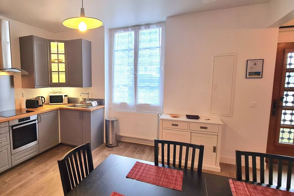 Photo of Kitchen in Avilly-Saint-Leonard