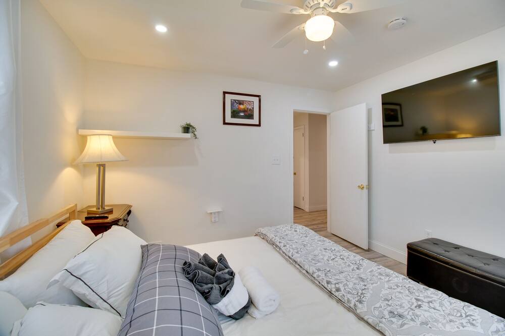 Photo of Bedroom in Forest Heights