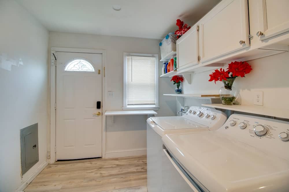 Photo of Bedroom in Forest Heights