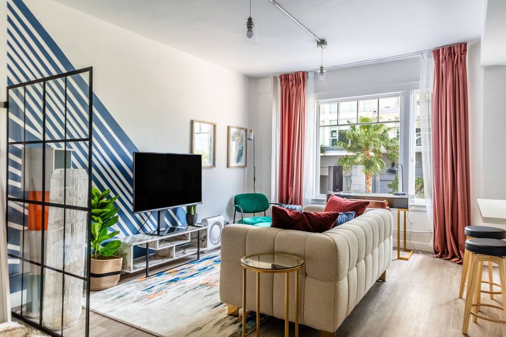 Photo of Livingroom in Waterfront