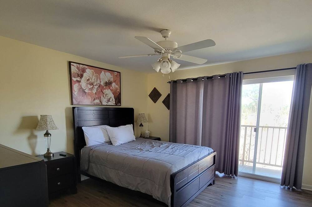 Photo of Bedroom in Gulf Hills