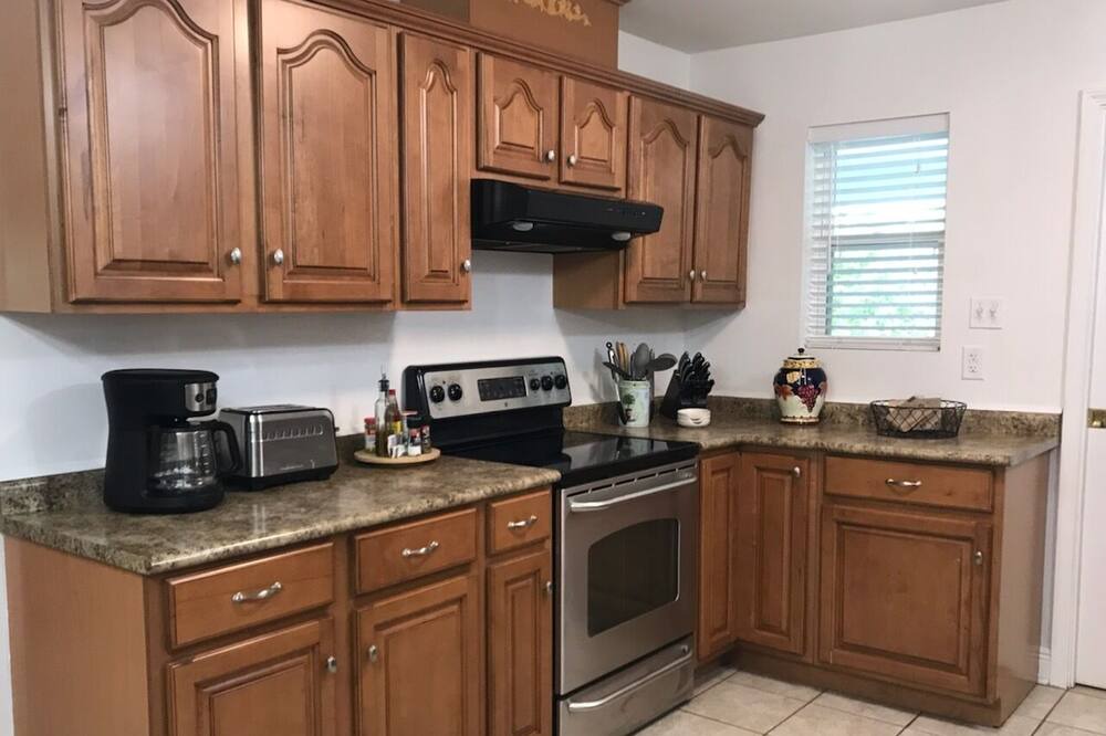 Photo of Kitchen in Waveland