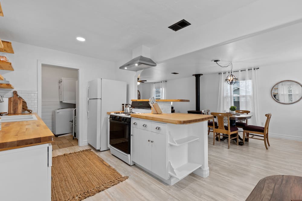 Photo of Kitchen in Tehachapi
