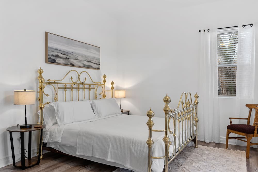 Photo of Bedroom in Tehachapi