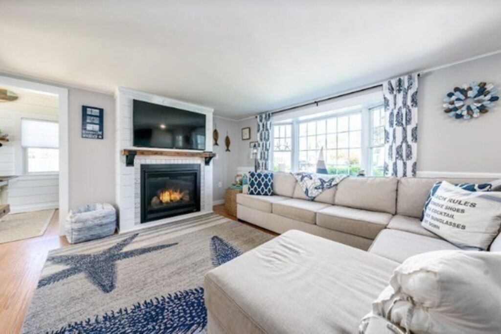 Photo of Livingroom in West Dennis