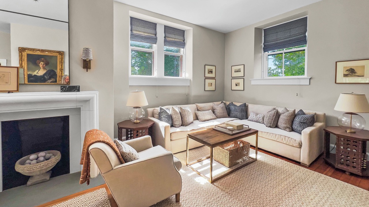 Photo of Livingroom in Fifth Ward