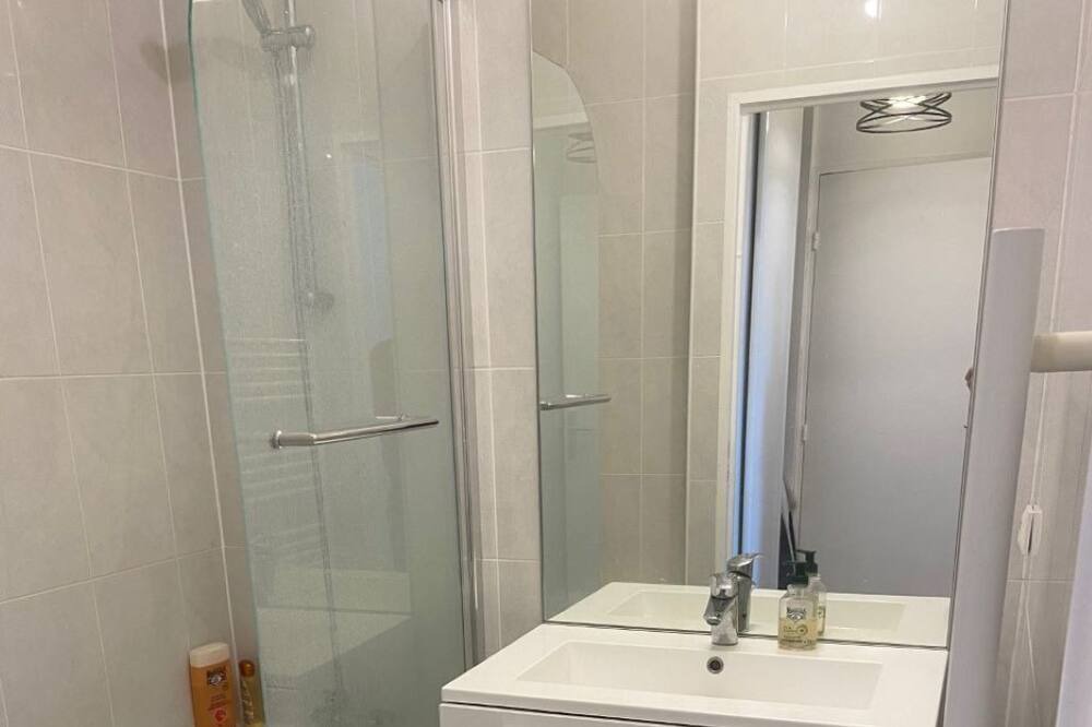Photo of Bathroom in Beaute Baltard