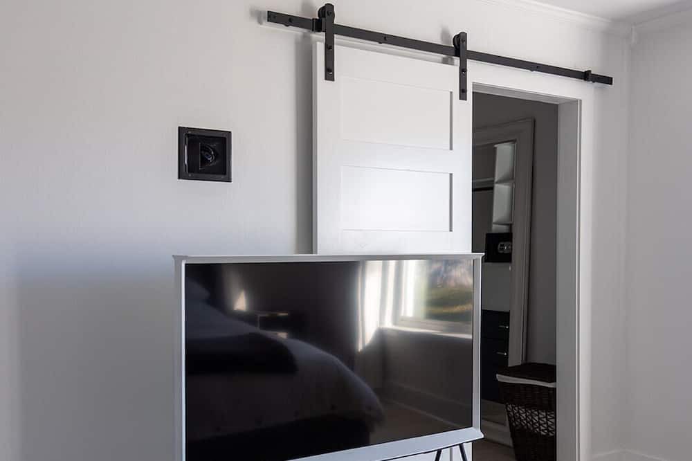 Photo of Bedroom in Kenner - Louis Armstrong International Airport