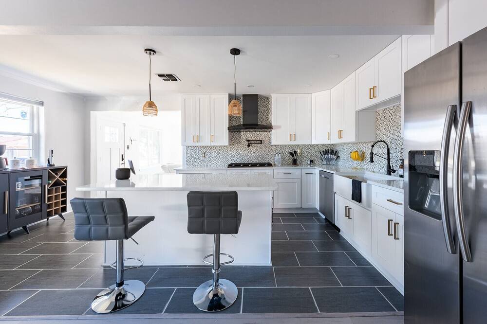 Photo of Kitchen in Kenner - Louis Armstrong International Airport