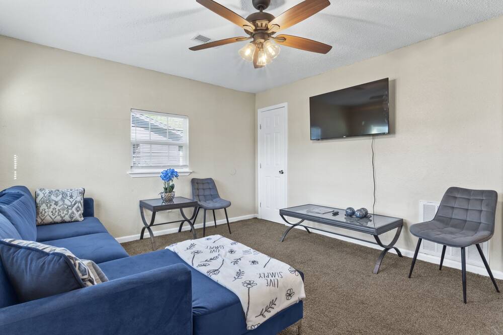 Photo of Livingroom in Gulfport