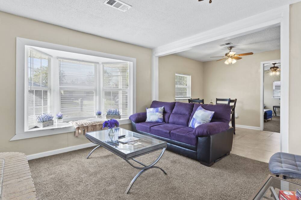 Photo of Livingroom in Gulfport