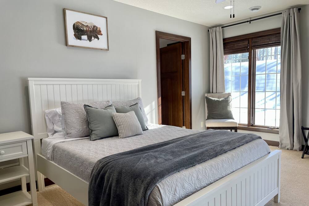 Photo of Bedroom in Biwabik