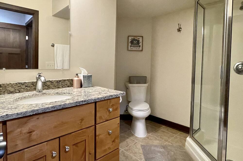 Photo of Bathroom in Biwabik
