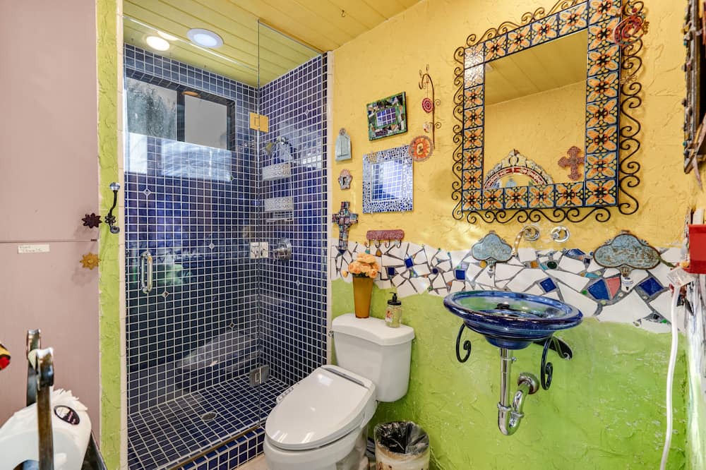 Photo of Bathroom in Calabasas